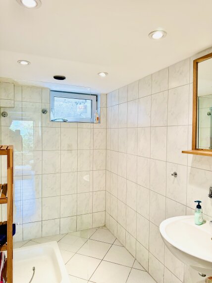 Badezimmer EG